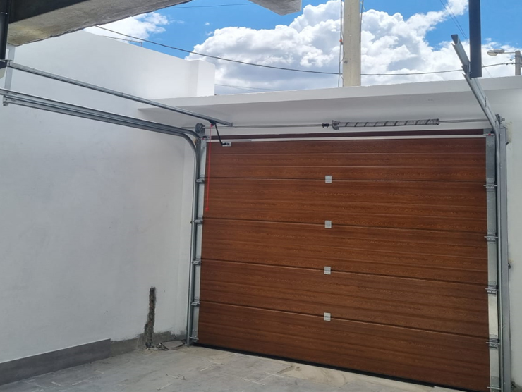 American Door Perú