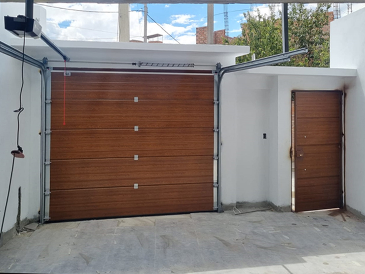 American Door Perú